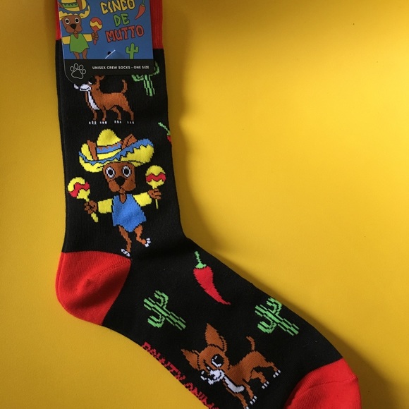 SOCKS chihuahua cactus pepper maracas Mexico hat - Picture 3 of 8